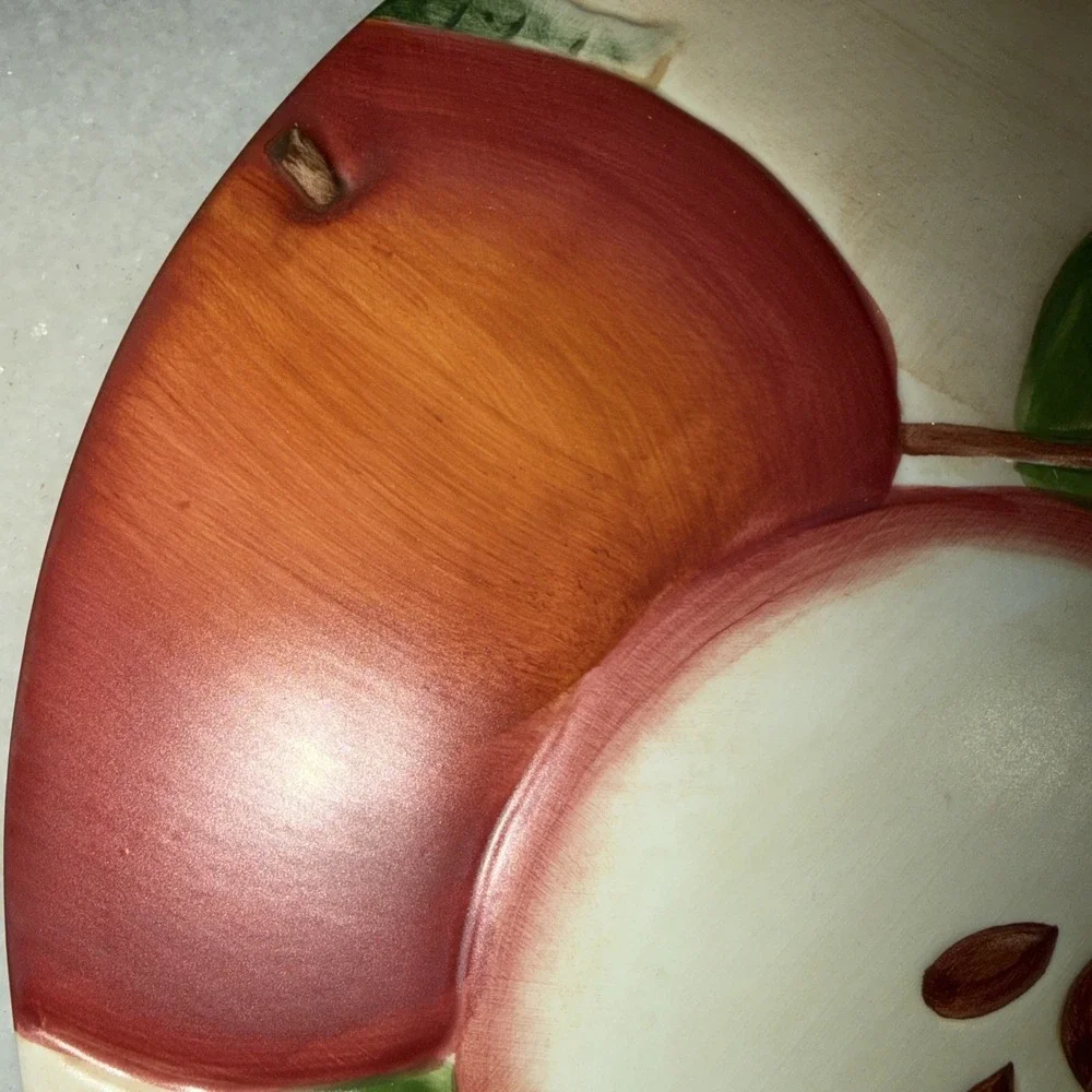 Vintage Sakura David Carter Brown Apple Orchard 9.5